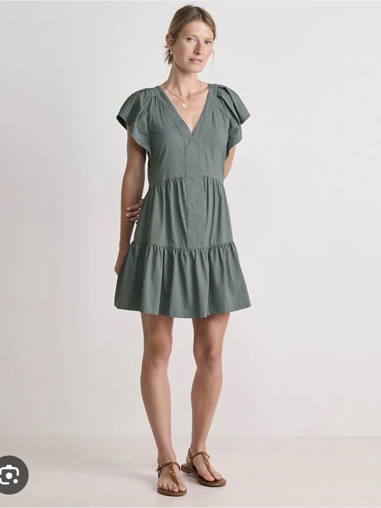 Vineyard Vines Dresses & Skirts - 🇺🇸 SALE Vineyard Vines Green Sophia Dress